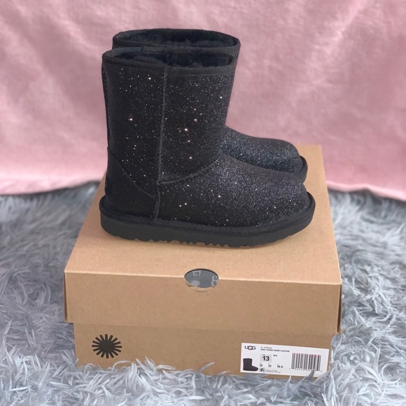 UGG Other - Kids’ Classic short Ugg Boots